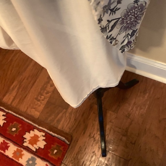 BEAUTIFUL BOUTIQUE DRESS - Picture 5 of 5